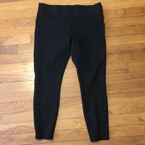 The Loft black capris